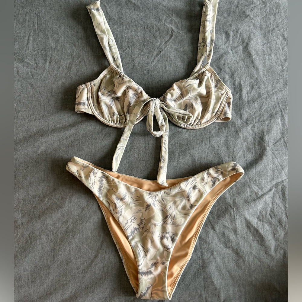 Minkpink bikini size M palm print